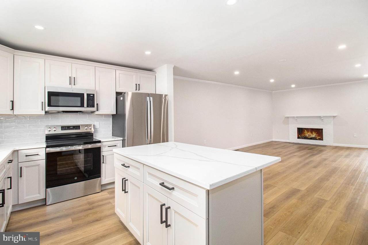 120 Sycamore Court - Photo 1