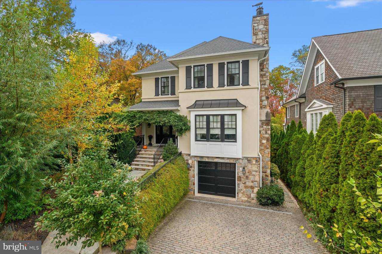 2334 King Place - Photo 1