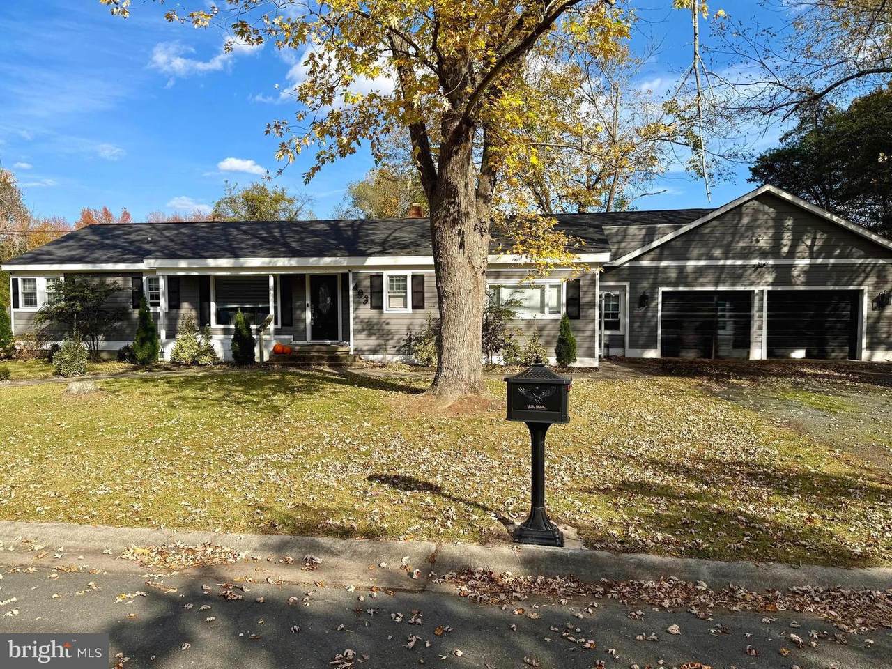 403 Woodcrest Ave - Photo 1