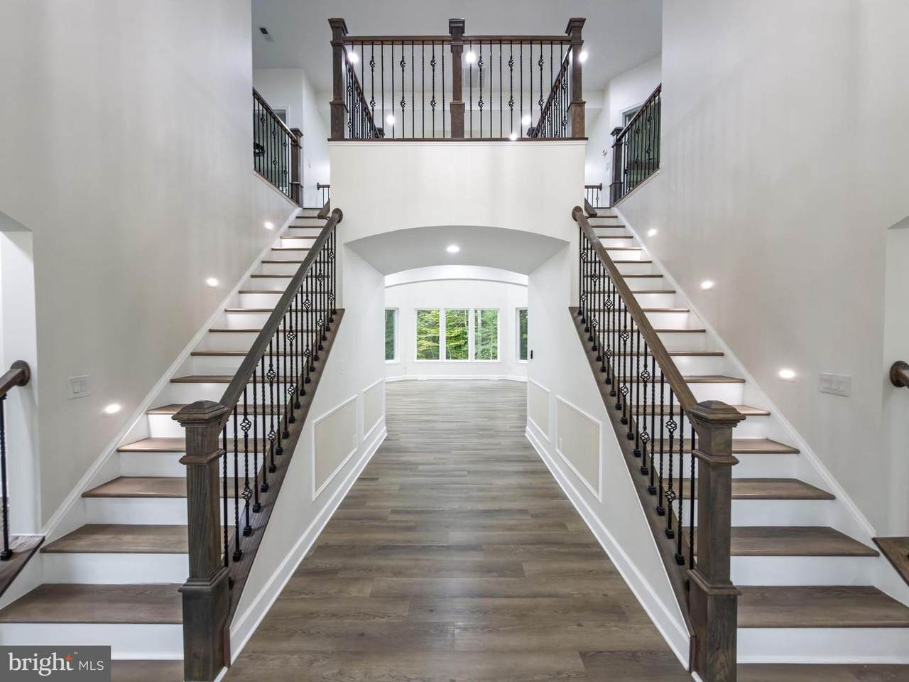 10401 Laurel Ridge Way - Photo 1