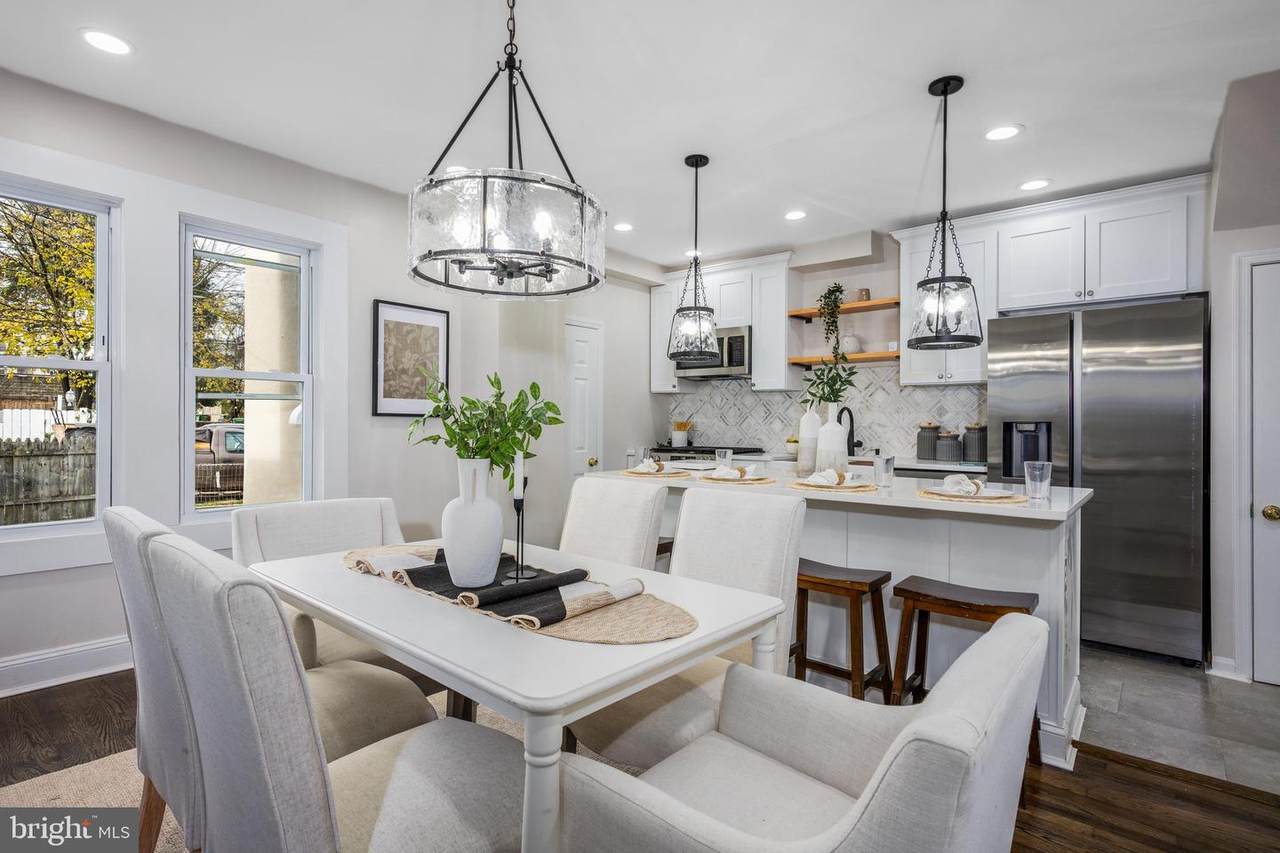 3314 Ellerslie Avenue - Photo 1