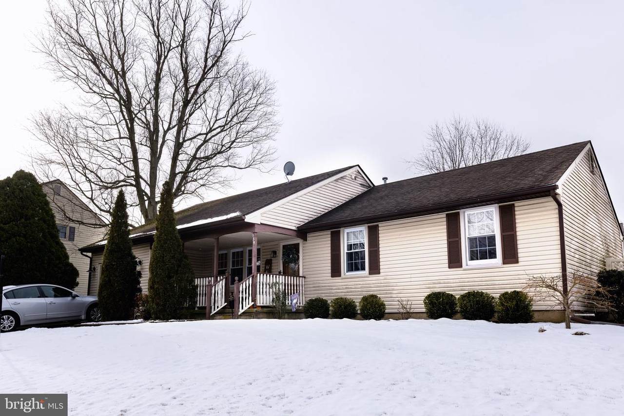 139 Coopers Kill Road - Photo 1