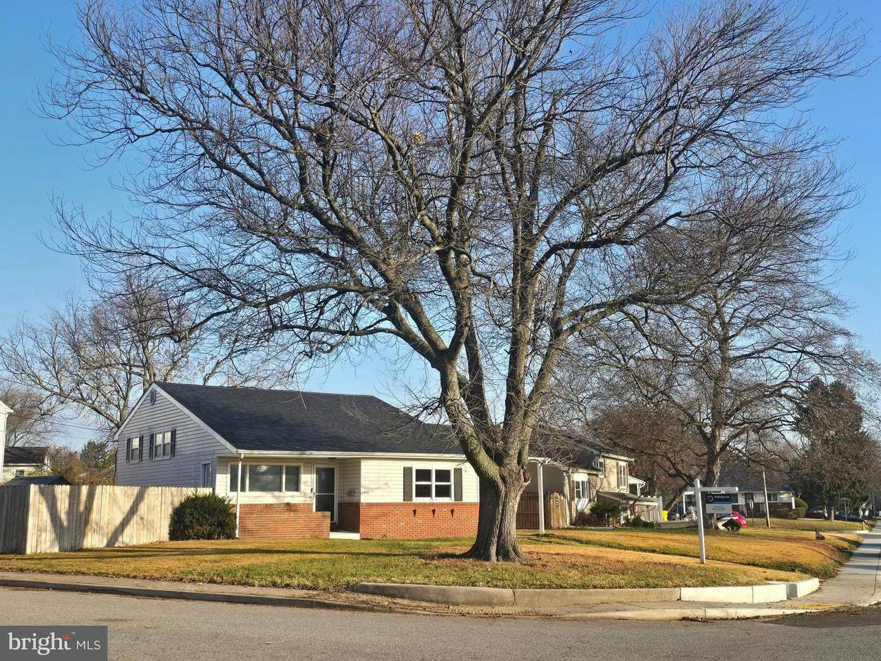 204 Ridgely Road - Photo 1