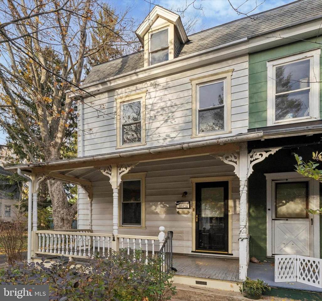 7823 Flourtown Avenue - Photo 1