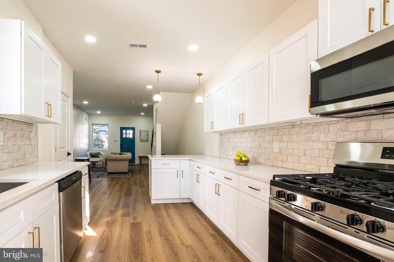 7230 Briar Road - Photo 1