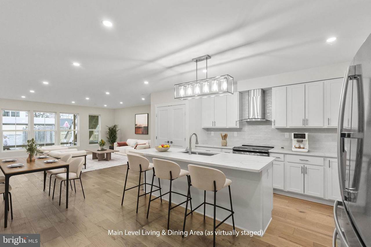 5404 4TH Street - Photo 1