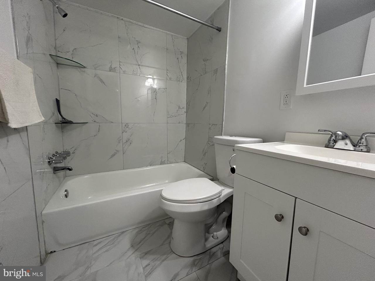 https://bt-photos.global.ssl.fastly.net/brightmls/1280_boomver_3_804343937816-2.jpg
