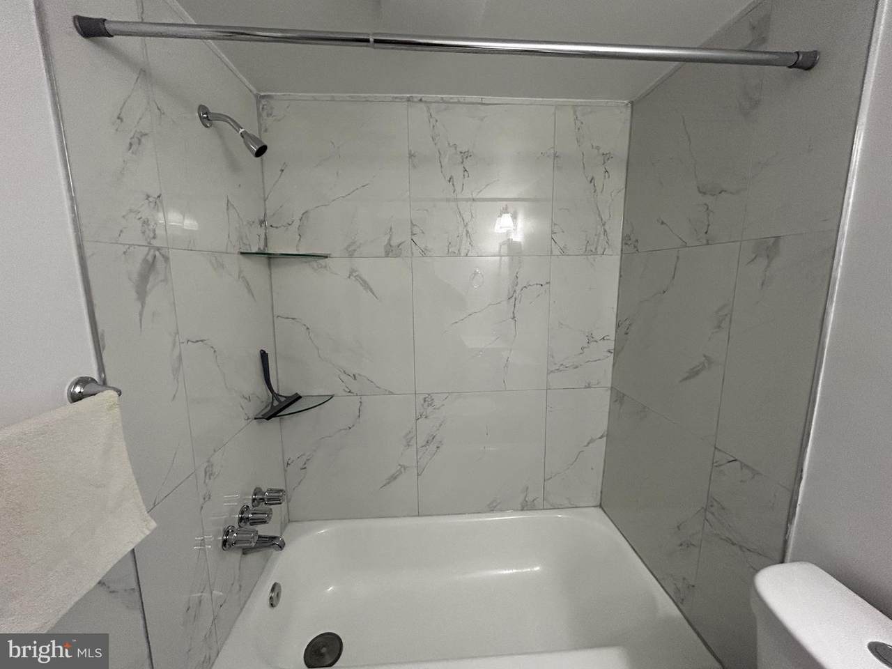 https://bt-photos.global.ssl.fastly.net/brightmls/1280_boomver_3_804343937816-2.jpg