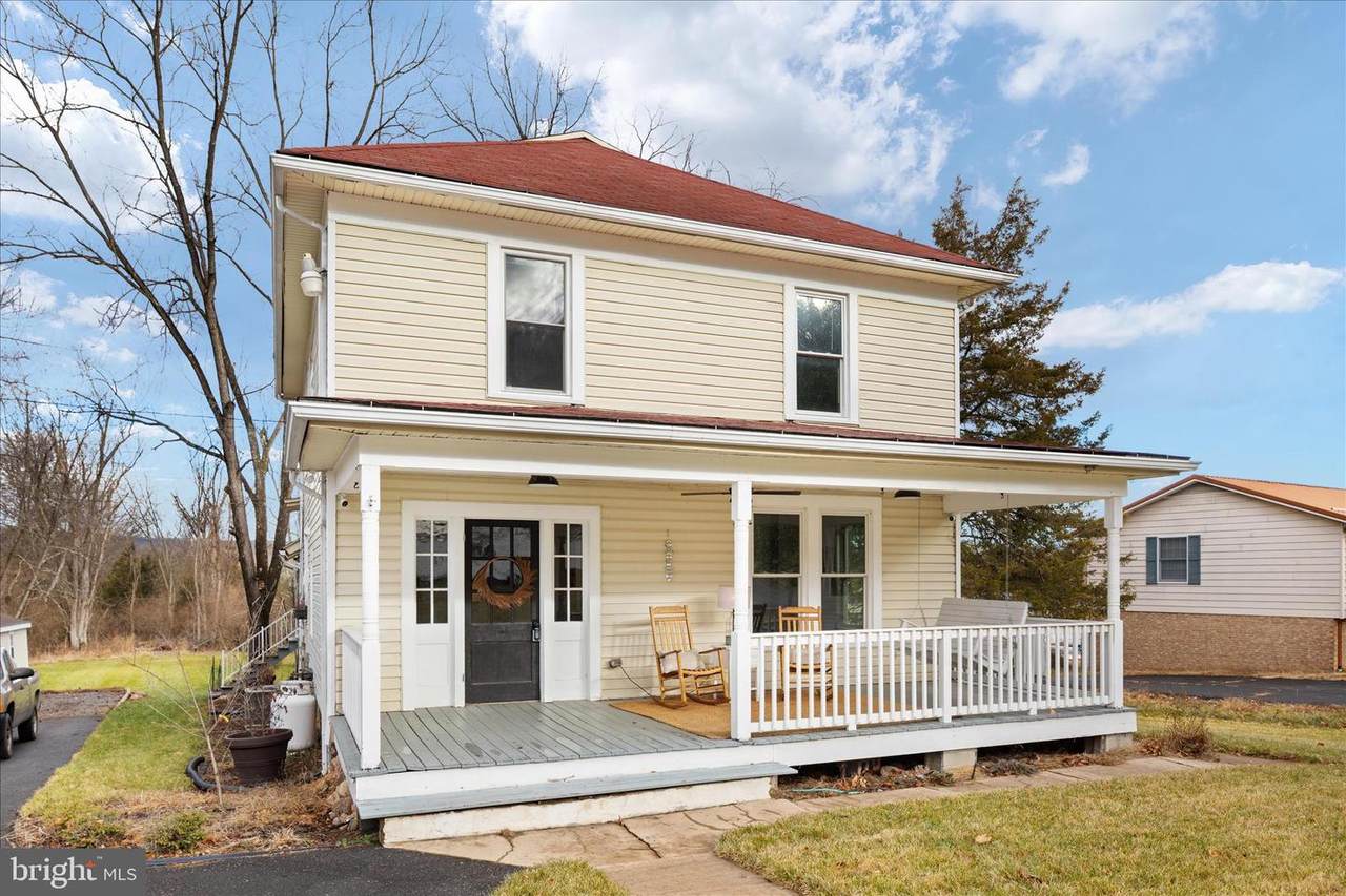 130 Carpenters Avenue - Photo 1