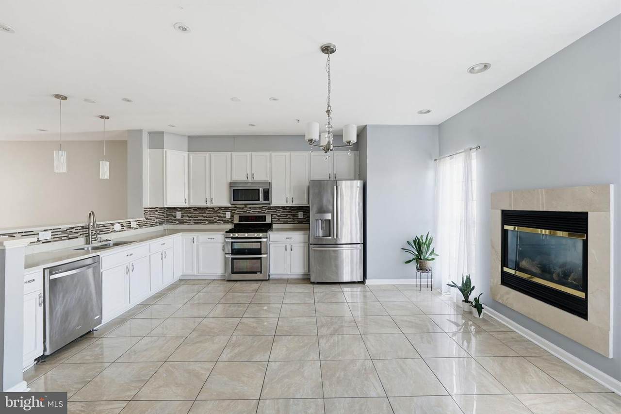 554 Ellison Court - Photo 1