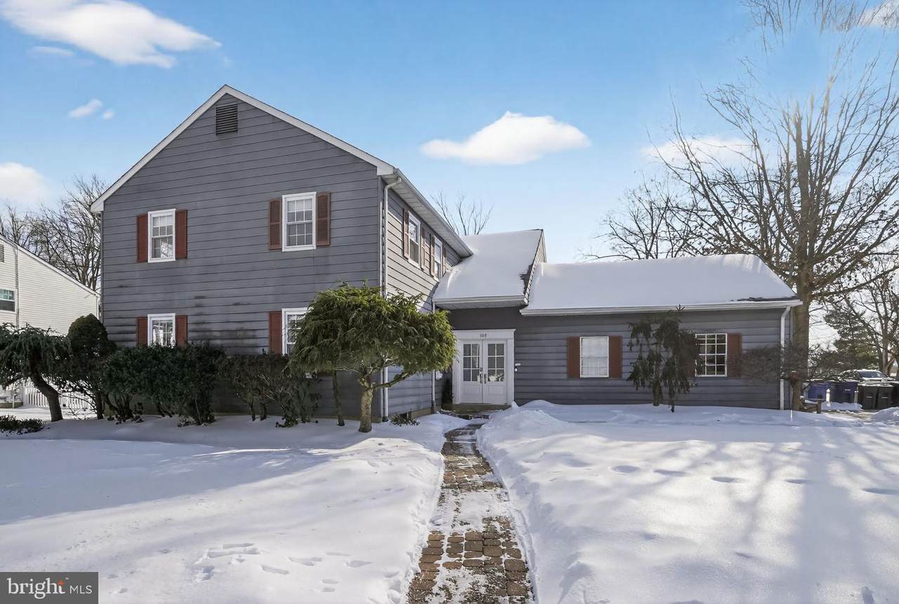 109 Yorktown Drive - Photo 1