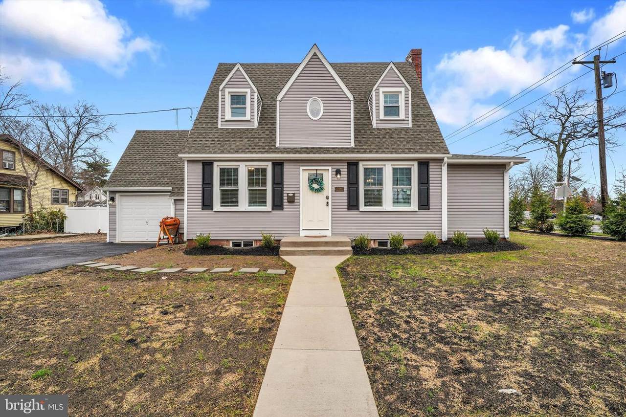 330 Hazel Avenue - Photo 1