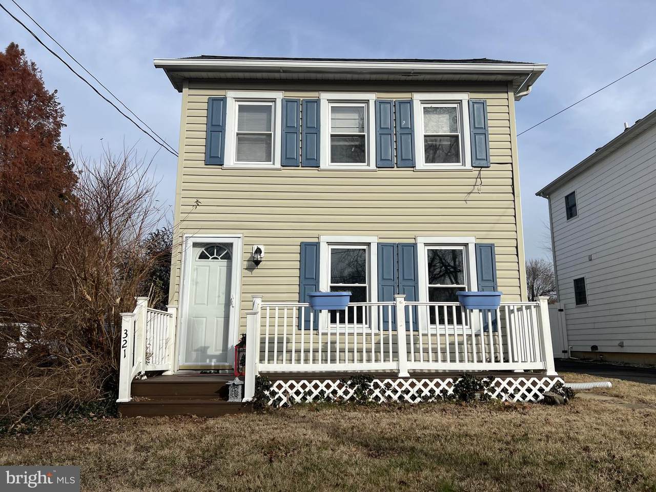 321 Cecil Street - Photo 1