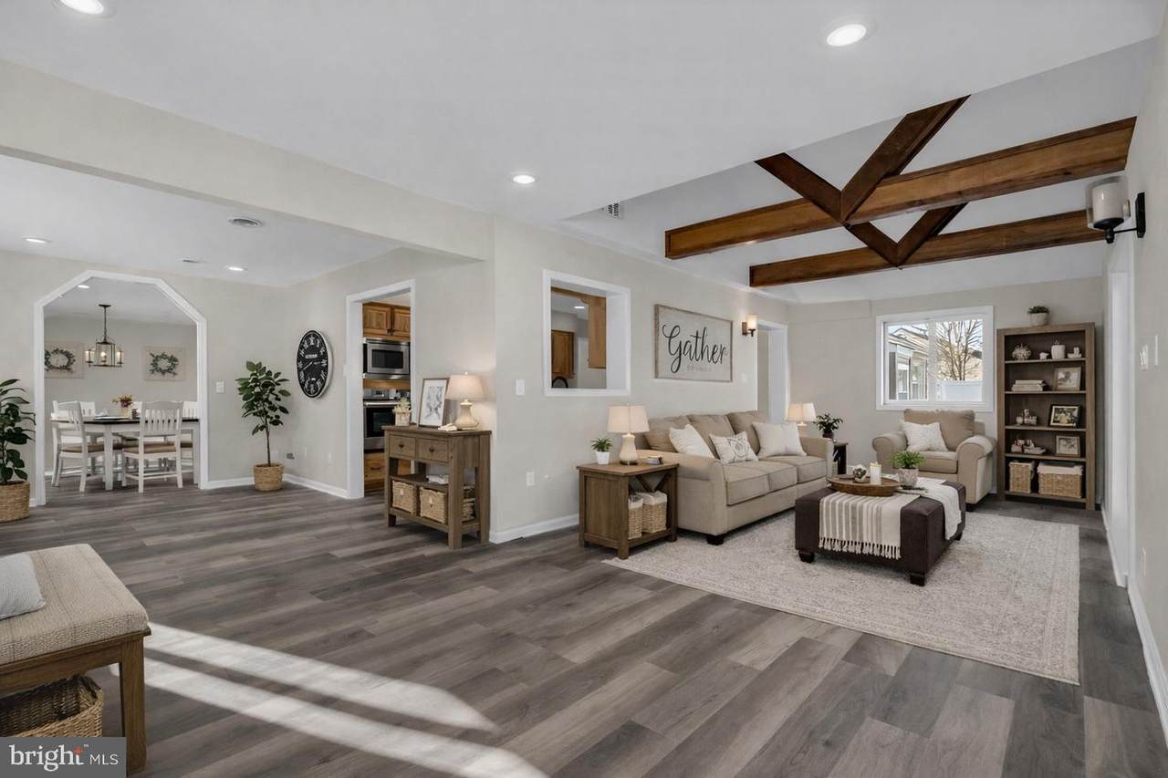 504 Devoe Avenue - Photo 1