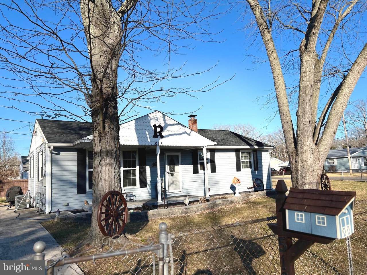 518 Edward Lane - Photo 1