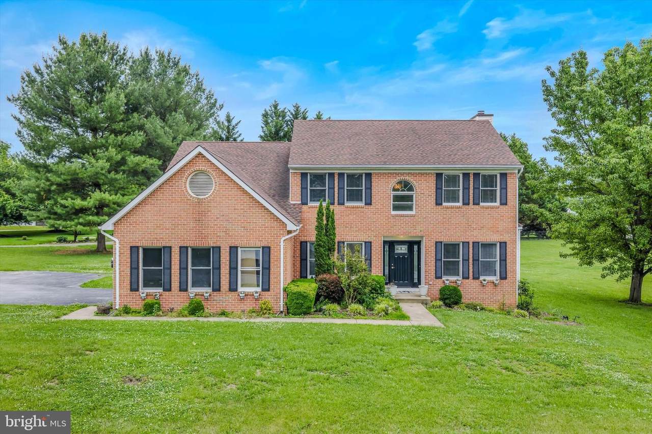 346 Deer Ridge Drive - Photo 1