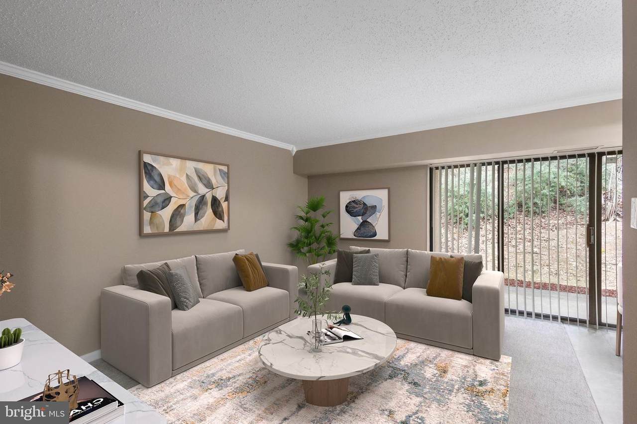 11654 Stoneview Square - Photo 1