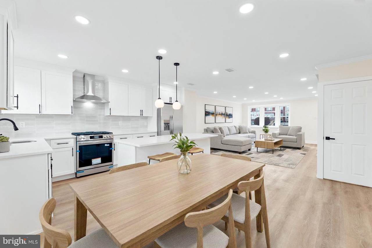 6533 Ogontz Avenue - Photo 1