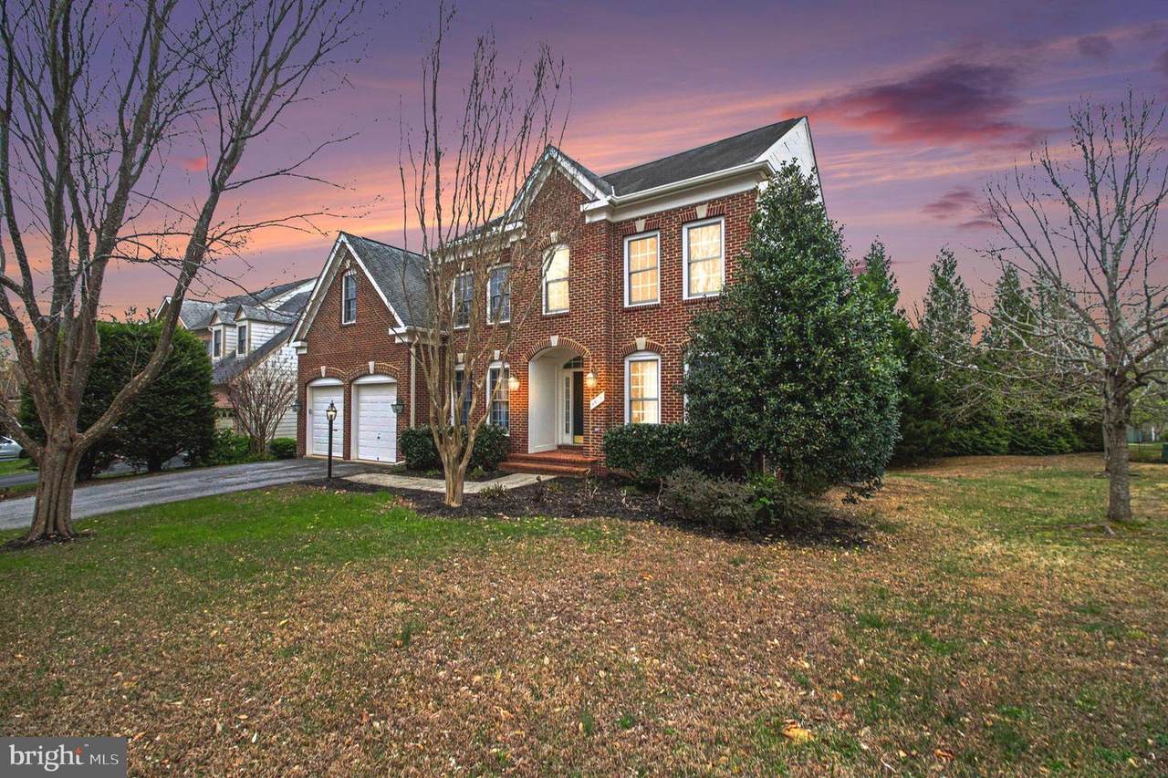 4619 Beaufont Spring Court - Photo 1