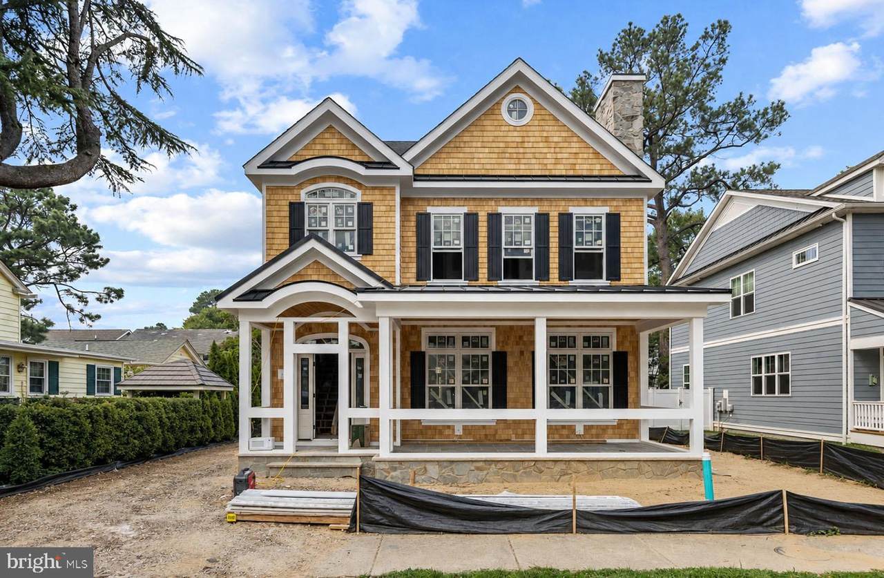 209 New Castle Street - Photo 1