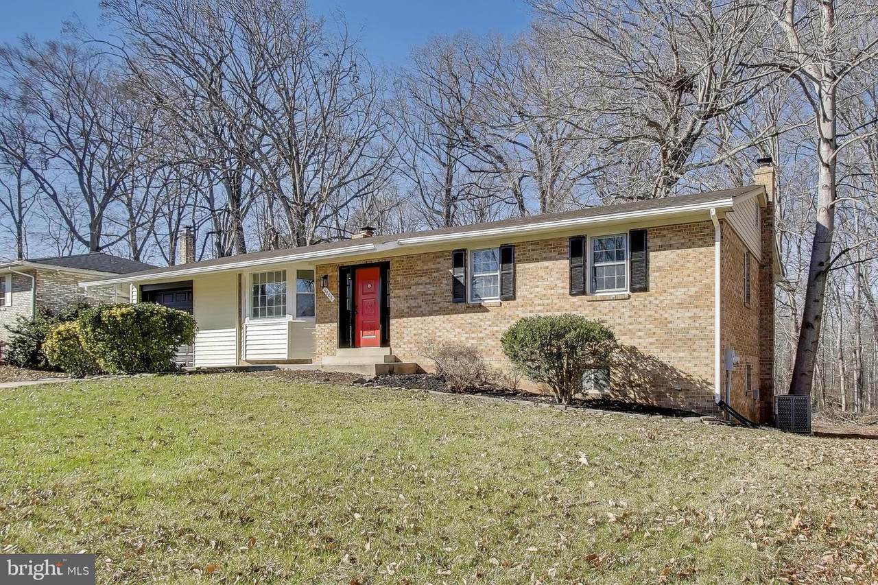 9808 Williamsburg Drive - Photo 1