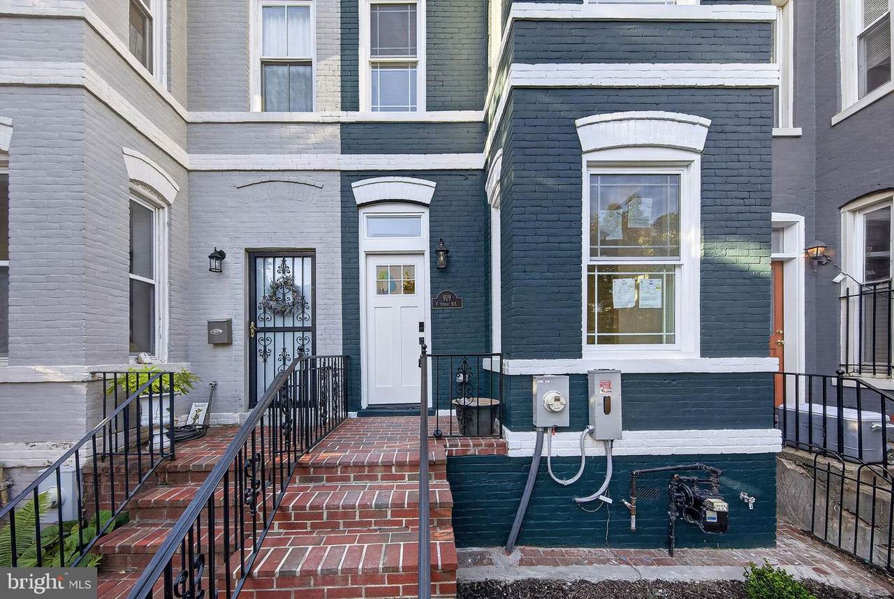919 F Street - Photo 1
