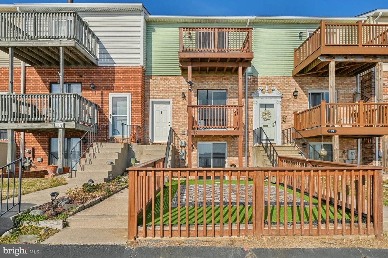 120 Villa Capri Circle - Photo 1