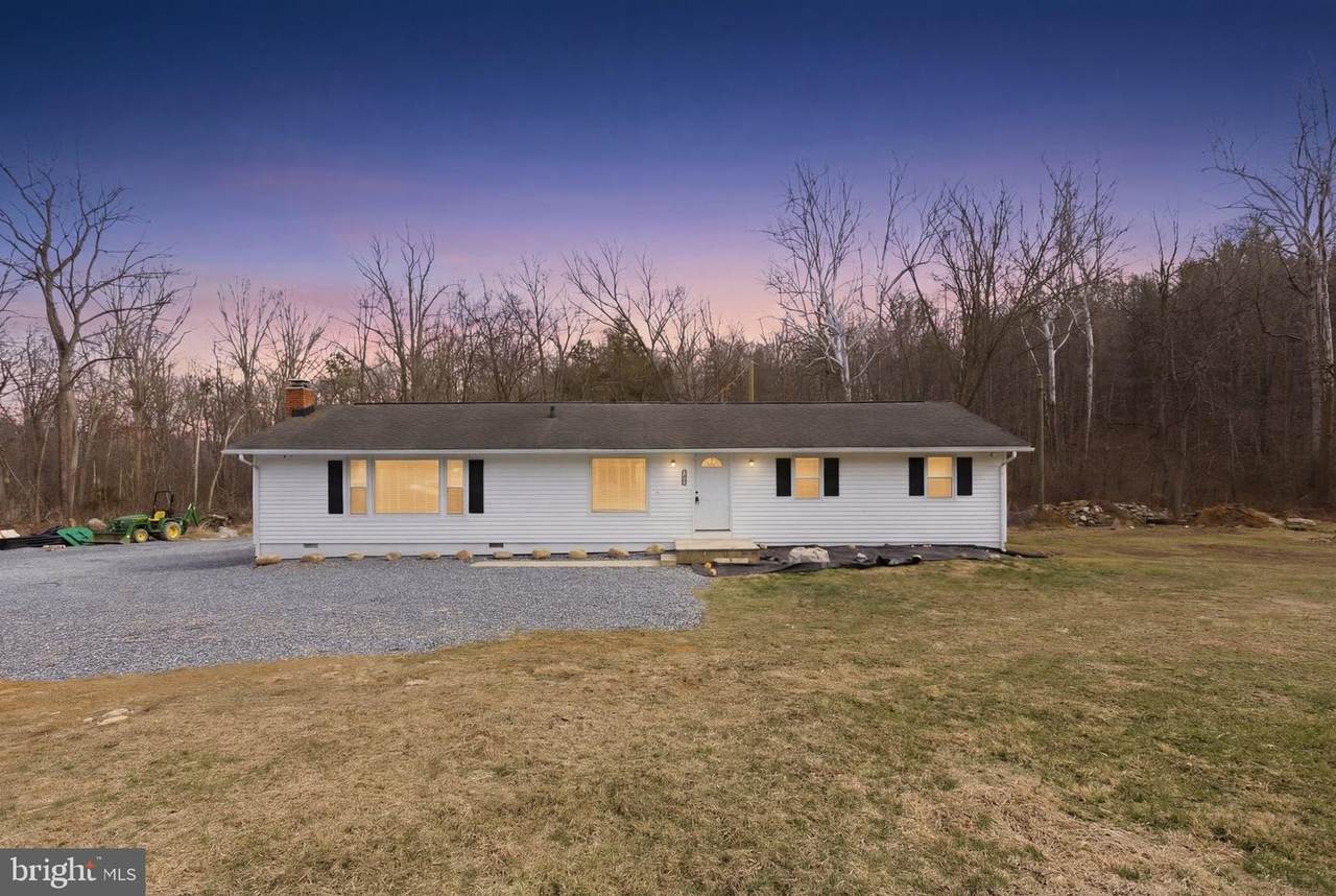 5002 E Point Rd - Photo 1