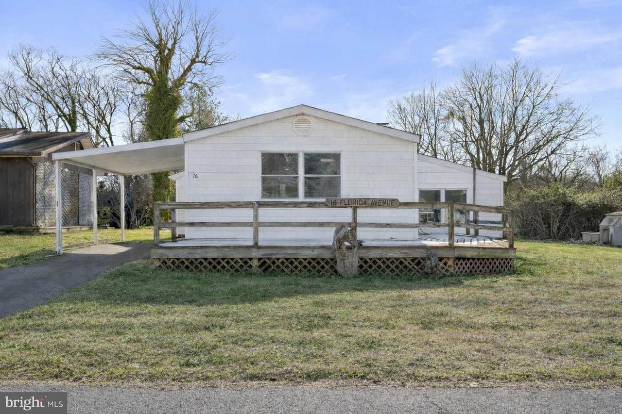 16 Florida Avenue - Photo 1