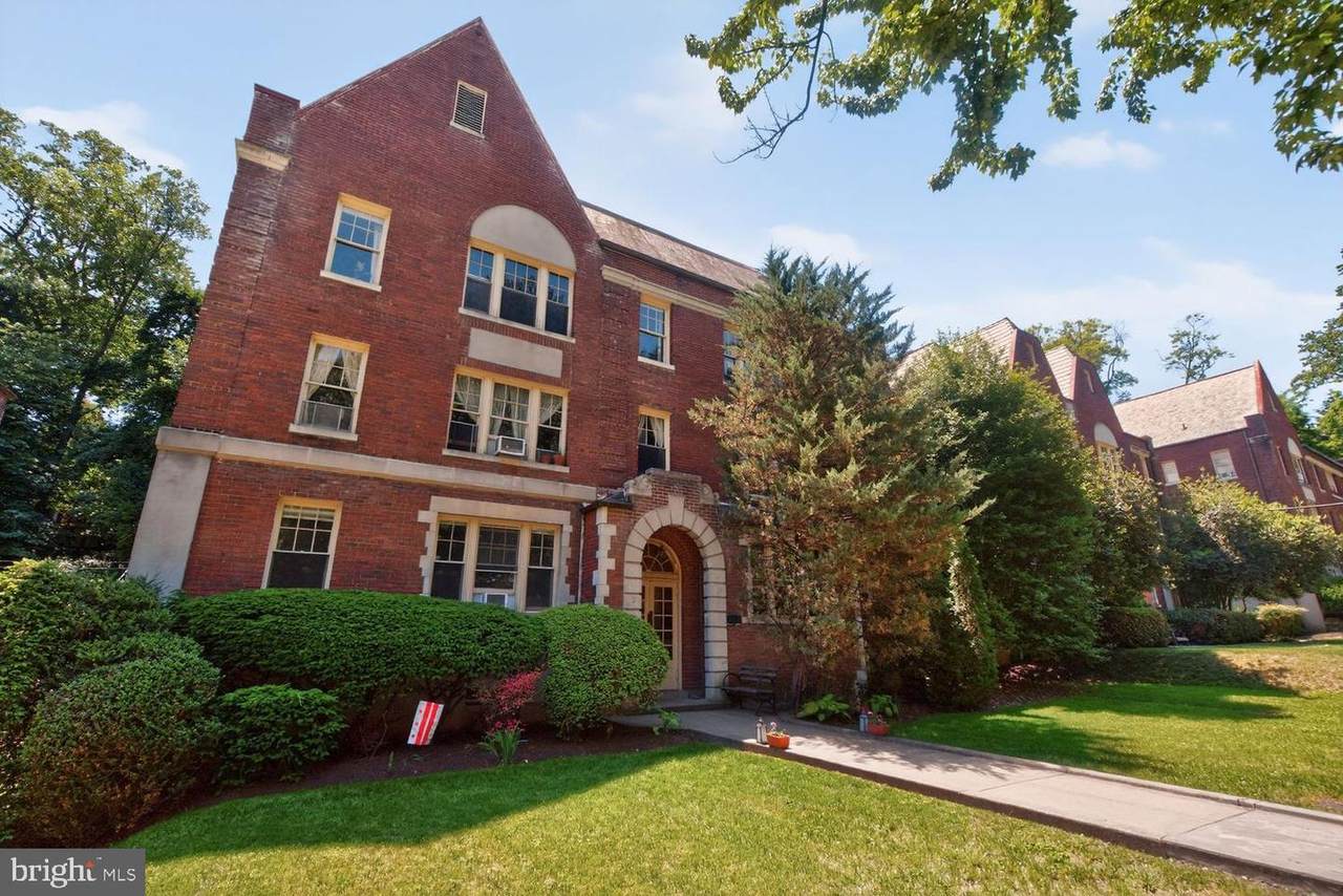 3024 Porter Street - Photo 1