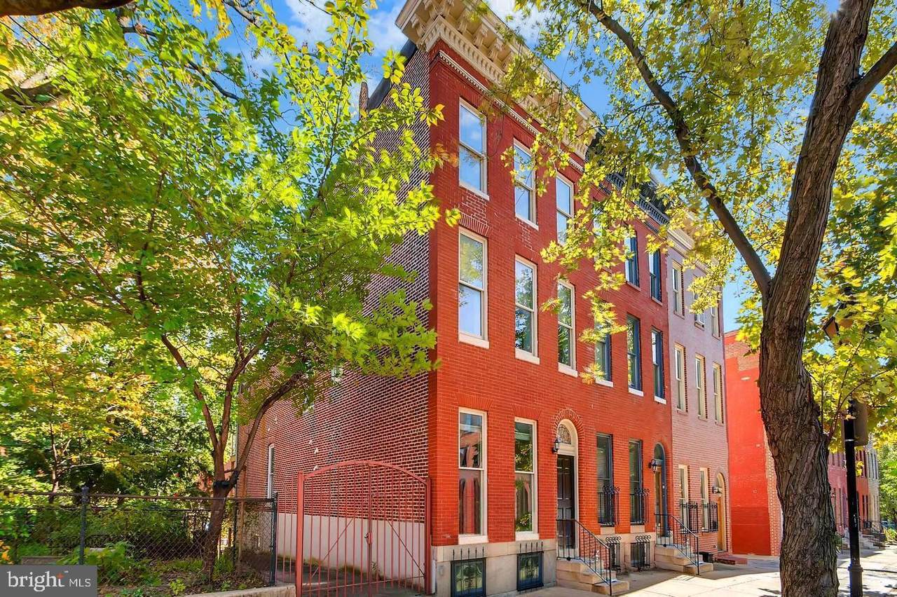 105 Gilmor Street - Photo 1