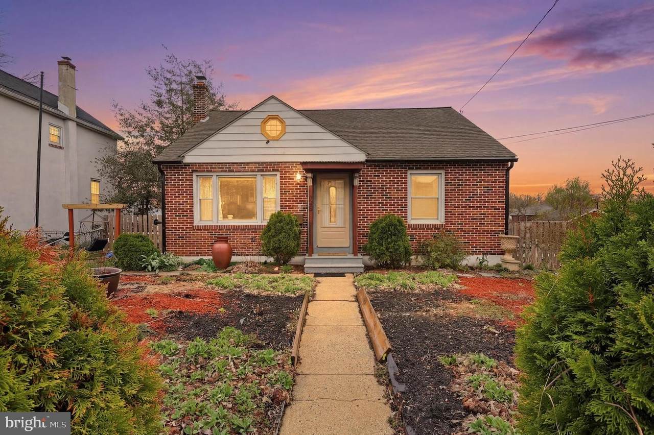 630 Willow Street - Photo 1