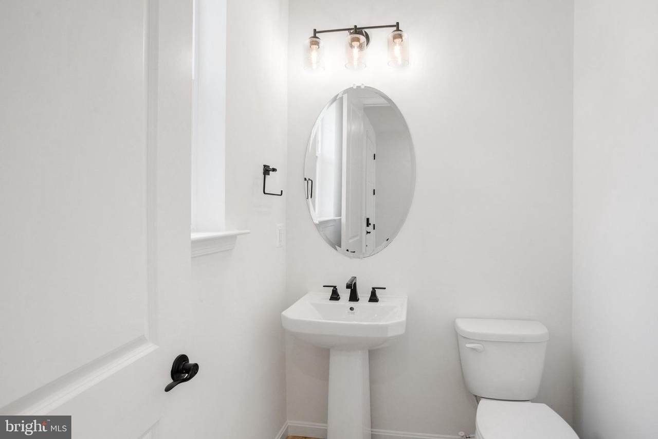 https://bt-photos.global.ssl.fastly.net/brightmls/1280_boomver_3_804507119412-2.jpg