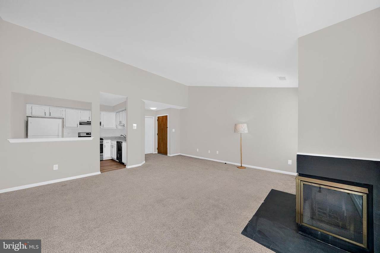 205 Salem Court - Photo 1