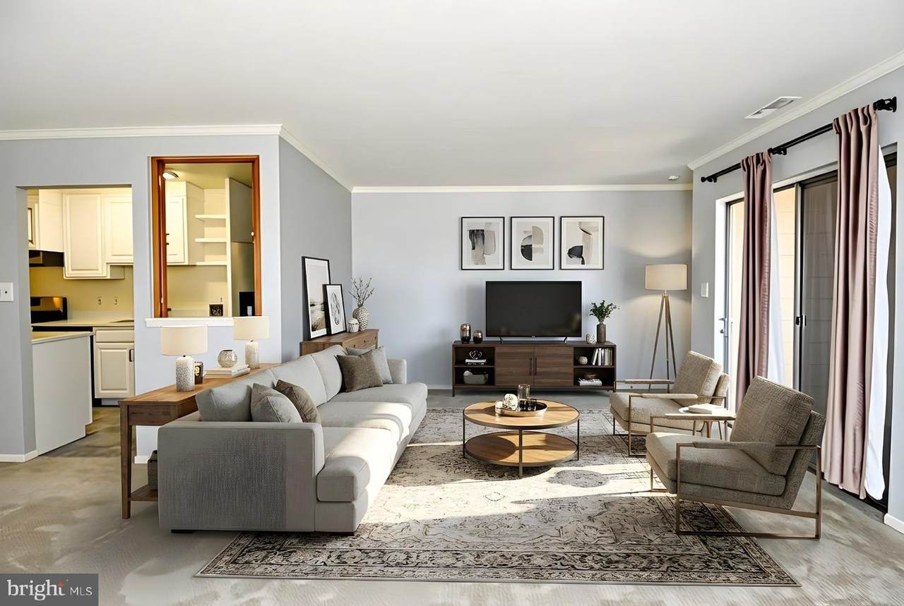 7336 Lee Highway - Photo 1