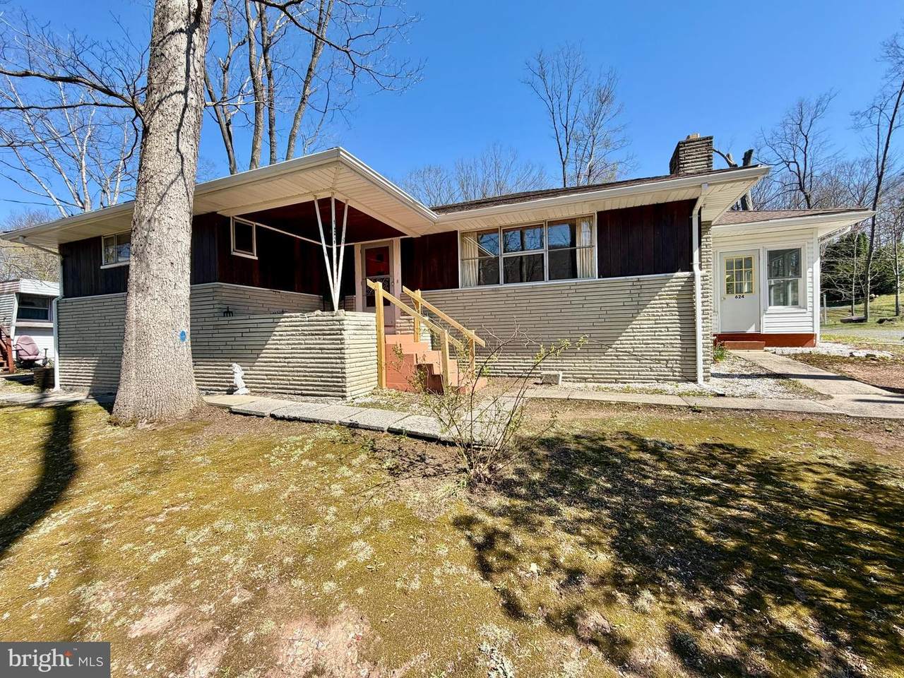 624 Raystown Road - Photo 1