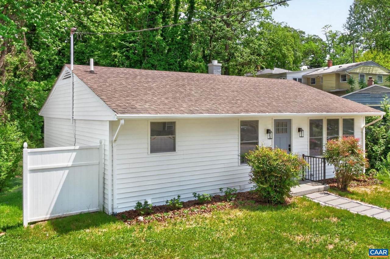 102 North Baker St - Photo 1