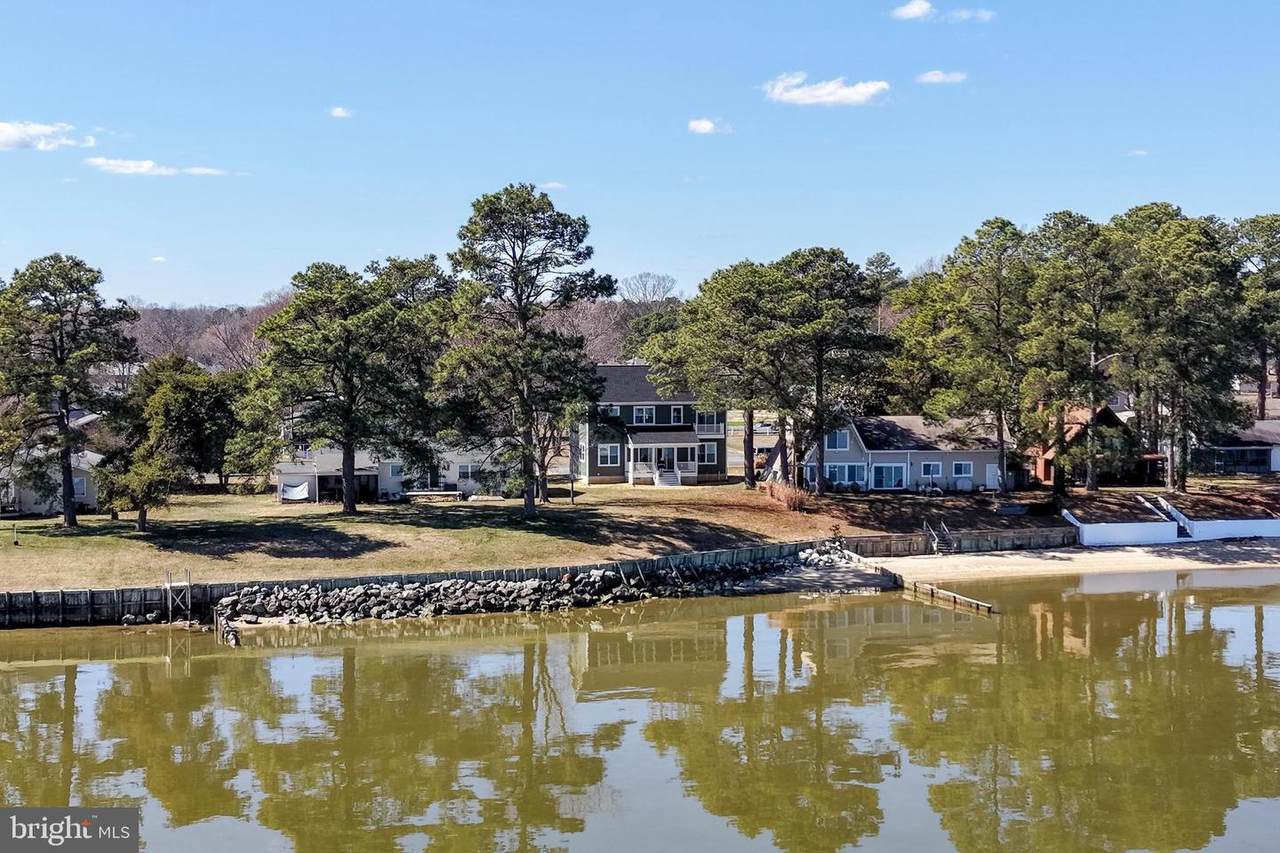 54 Shore Dr. - Photo 1
