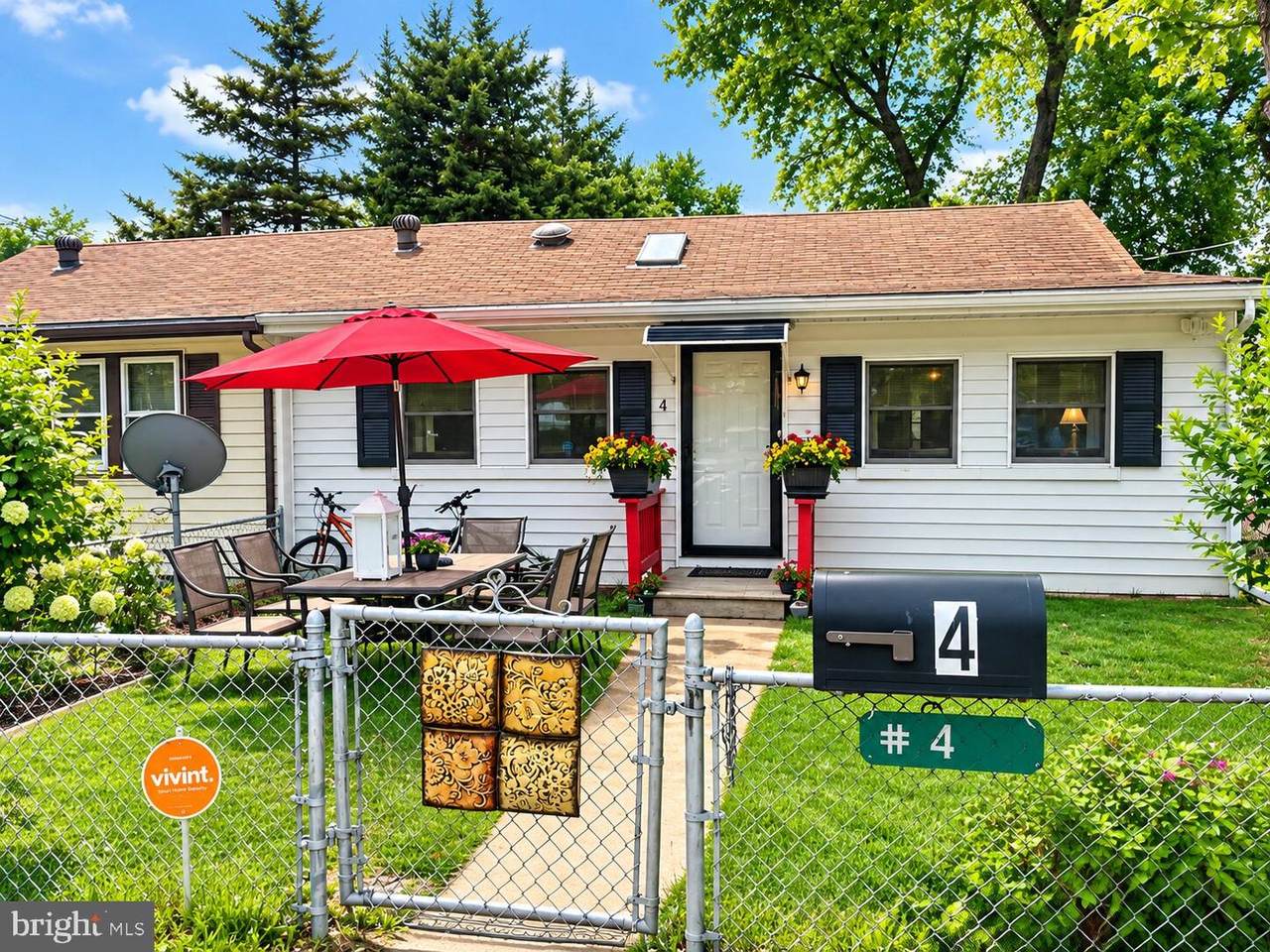 4 Highland Place - Photo 1