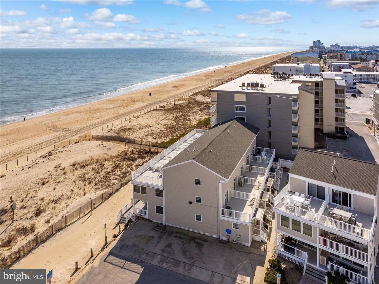 4607 Atlantic Avenue - Photo 1