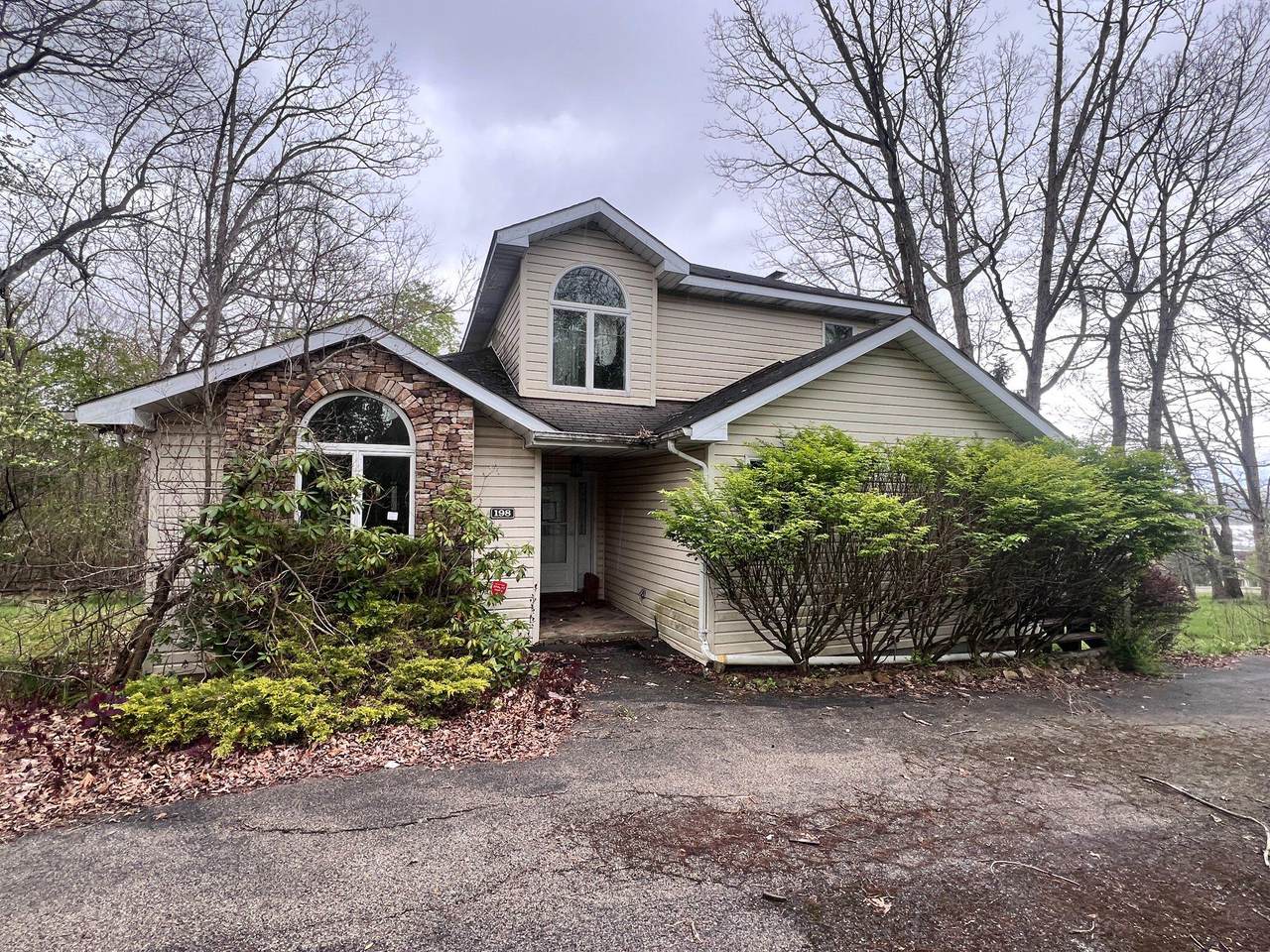 198 Pysell Road - Photo 1