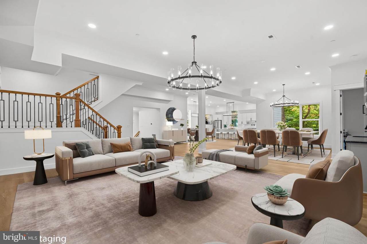 811 Sligo Creek Parkway - Photo 1