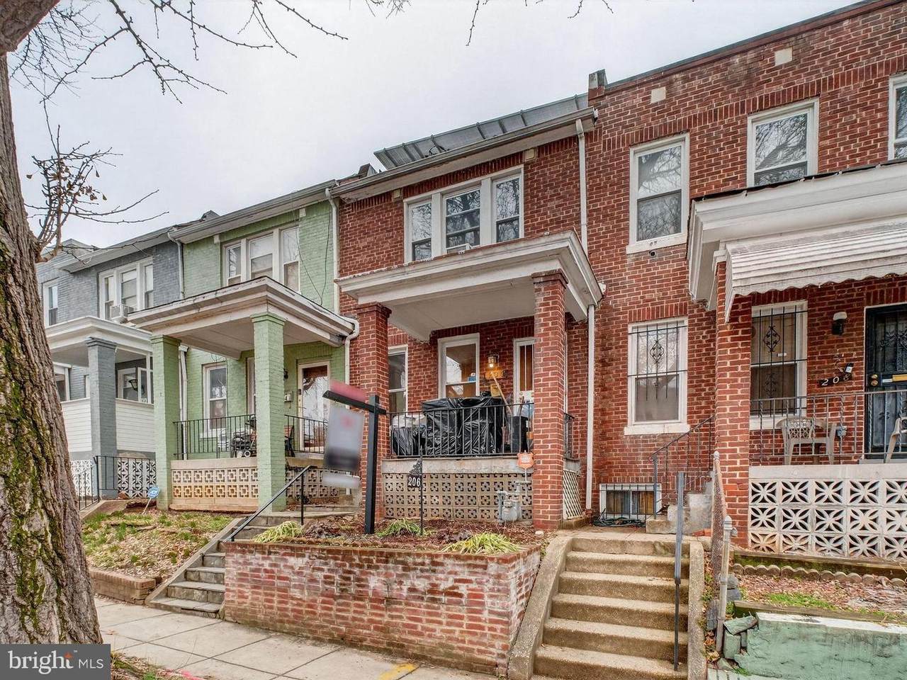 206 Cromwell Terrace - Photo 1