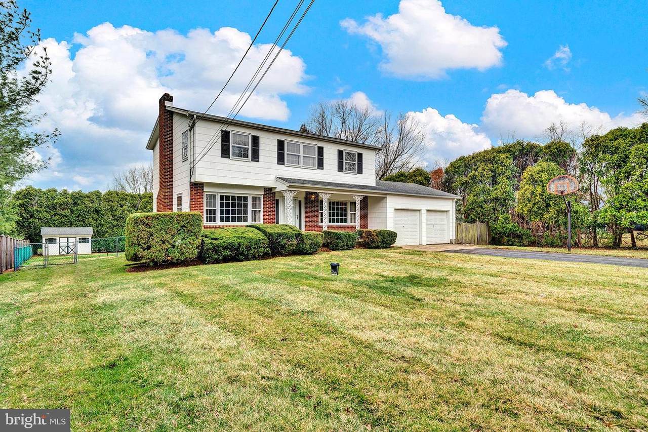 21 Fabrow Drive - Photo 1