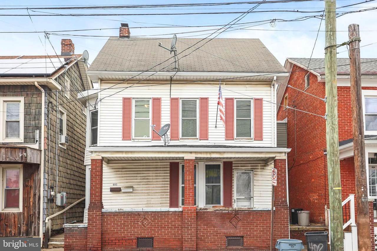 402 Broadway - Photo 1
