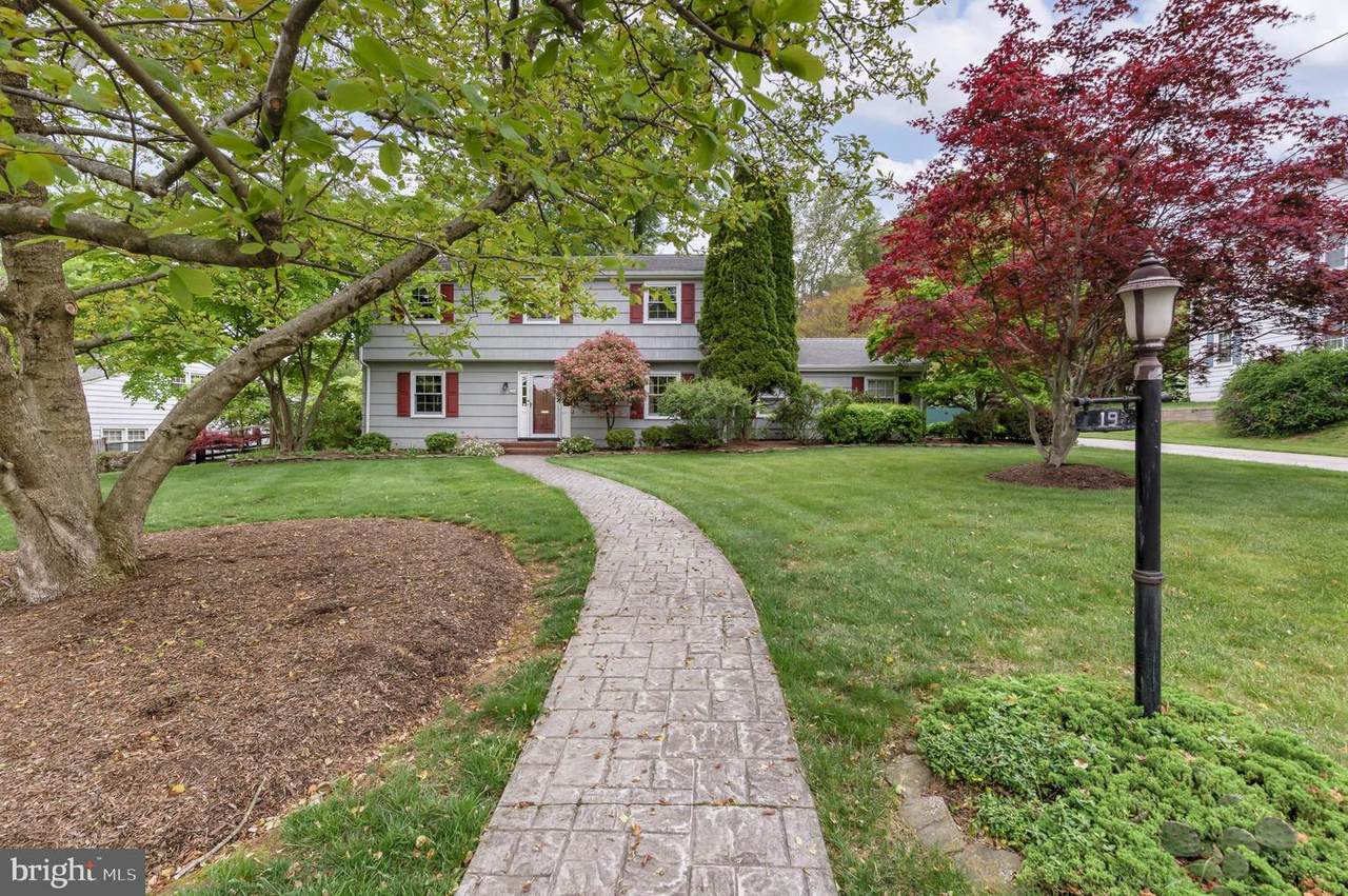 19 Farm Road - Photo 1