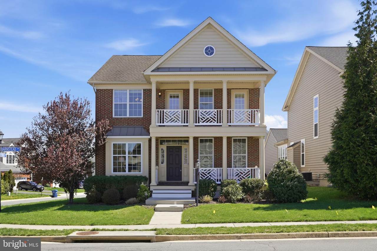 22951 Weybridge Square - Photo 1