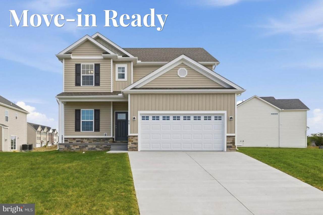 619 Farmington Boulevard - Photo 1