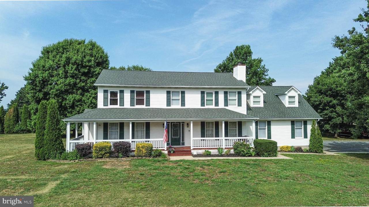 107 Chestnut Lane - Photo 1