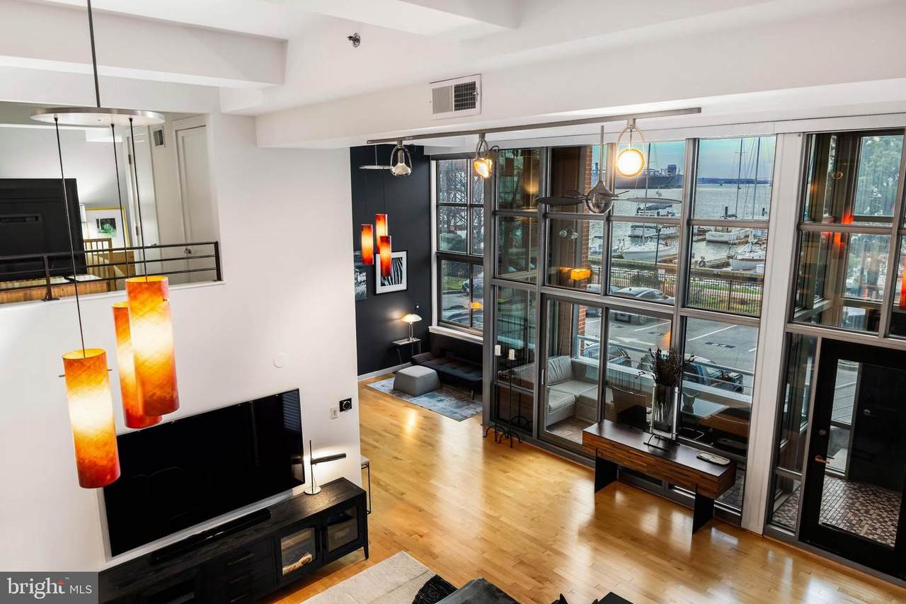 2901 Boston Street - Photo 1